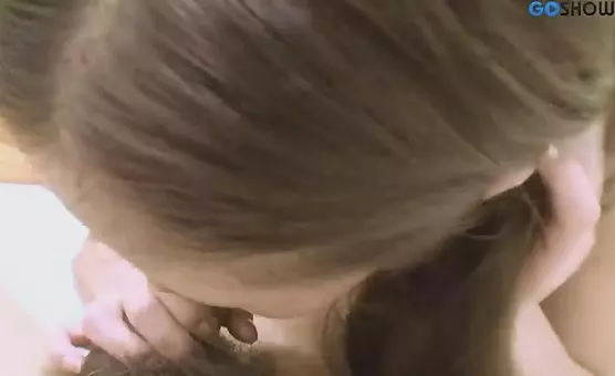 He pleasurefully toys her wet cunt with an electrifying magic wand